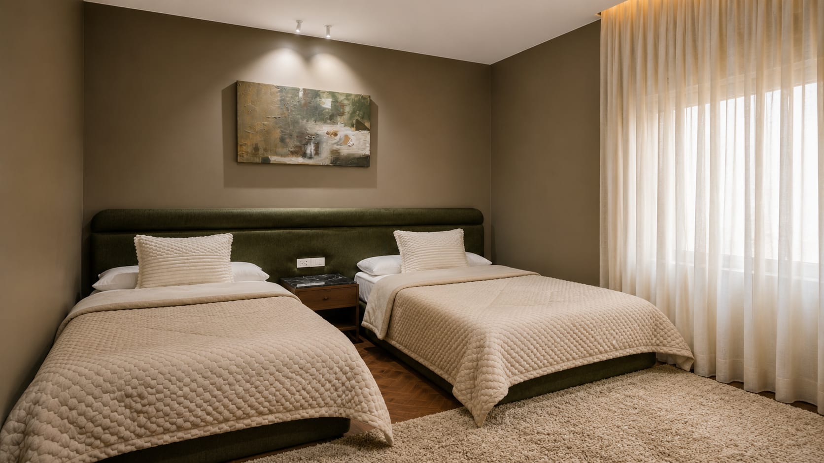 BEDROOM 2