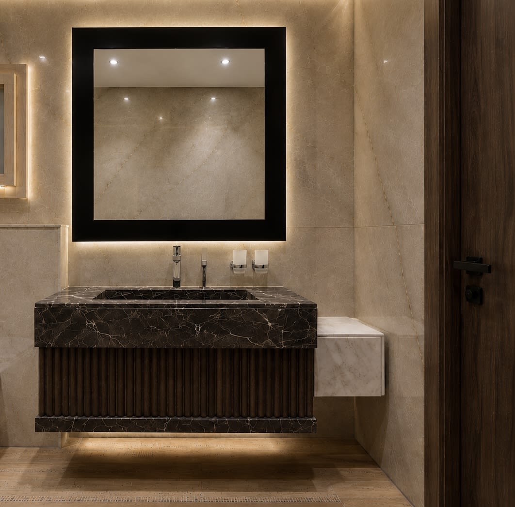 BATHROOM 1